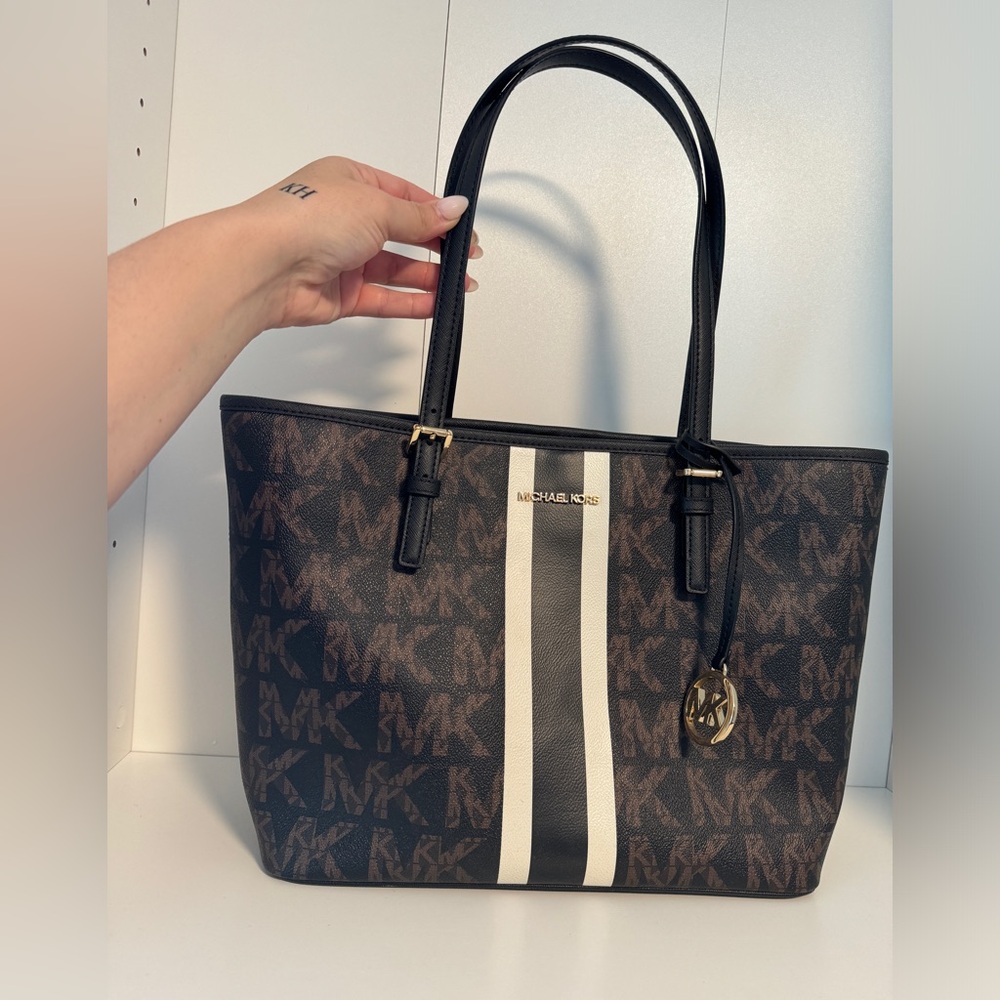 Michael Kors black and brown Jet Set Travel Medium Carryall Tote